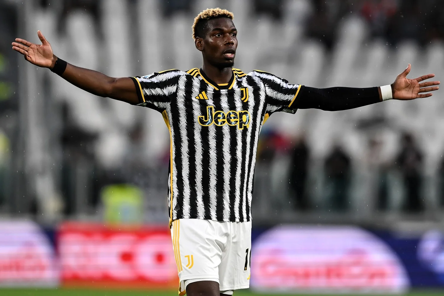Pogba riflette sul futuro