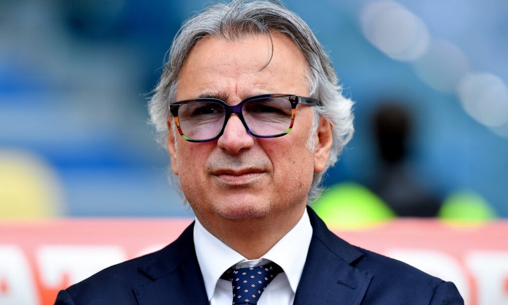 Carnevale presenta il libro