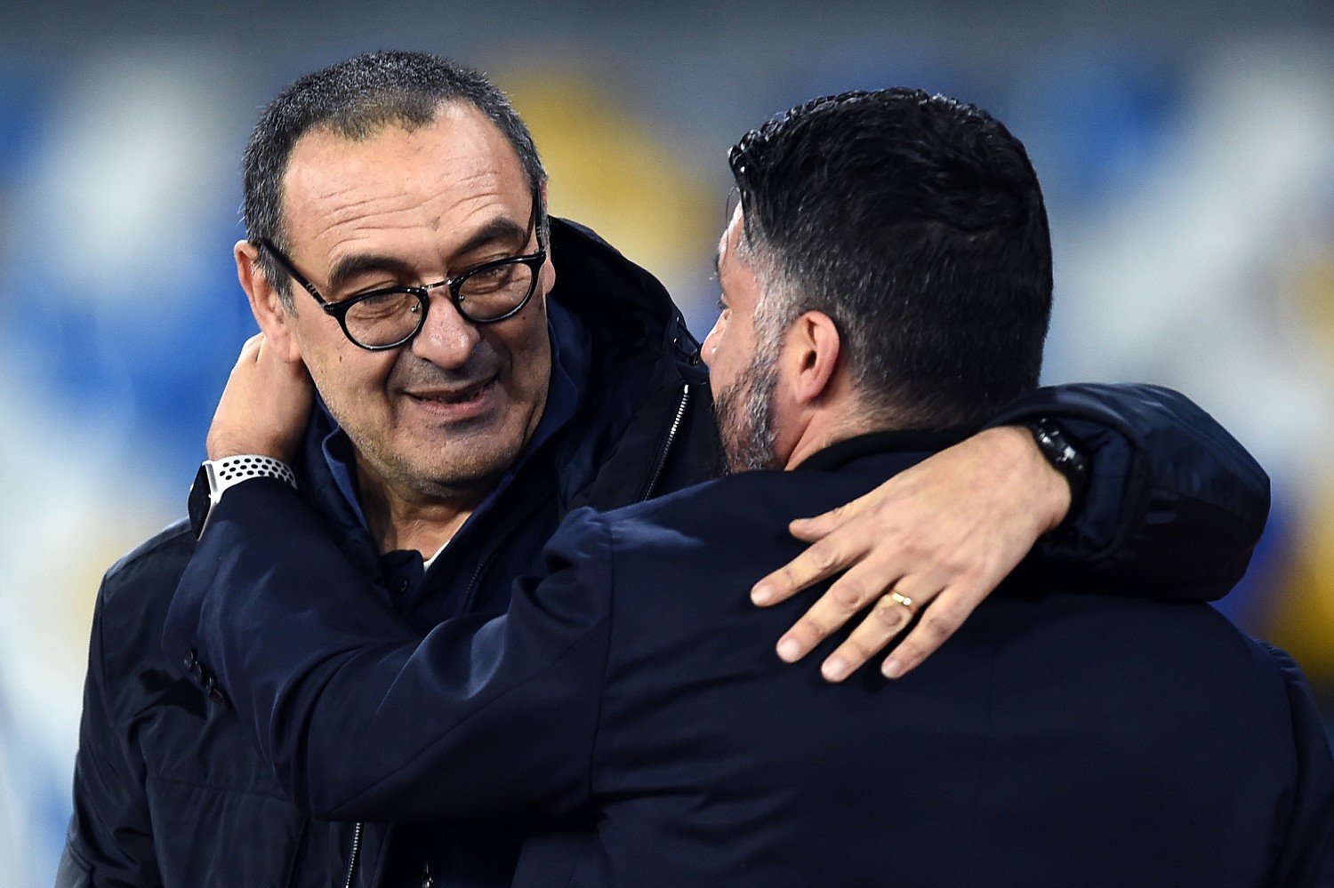 Sarri saluta
