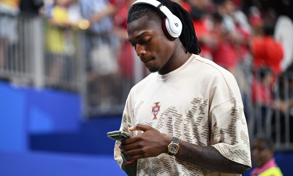 Milan: Leao non